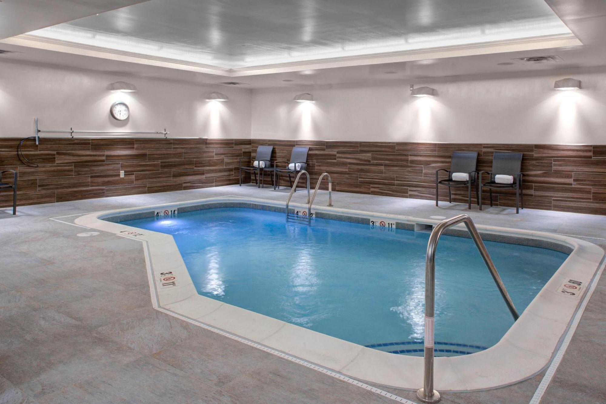 Fairfield Inn & Suites By Marriott Roanoke Salem Extérieur photo